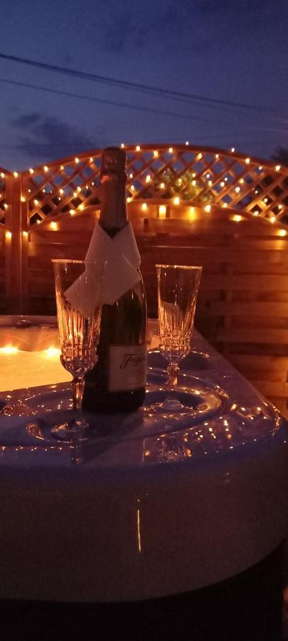 Cote Cosy Hotel Marche-en-Famenne Bagian luar foto