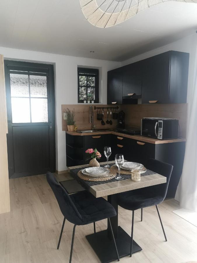Cote Cosy Hotel Marche-en-Famenne Bagian luar foto